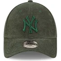 new-york-yankees-mlb-new-era-9forty-gron-justerbar-buet-kasket-med-gront-logo-i-frotte