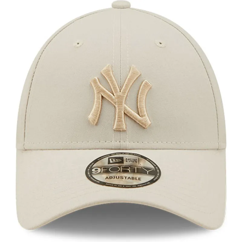 buet-beige-snapback-kasket-med-beige-logo-9forty-tonal-repreve-fra-new-york-yankees-mlb-fra-new-era