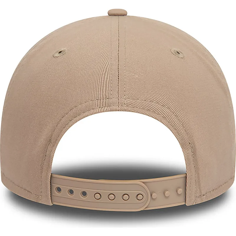 kasketter-buet-beige-snapback-9forty-seasonal-fra-red-bull-racing-formula-1-af-new-era