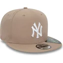new-york-yankees-mlb-9fifty-repreve-brun-snapback-fladskaerm-kasket-fra-new-era
