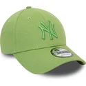 new-era-new-york-yankees-mlb-9forty-league-essential-justerbar-gron-buet-kasket-med-gront-logo