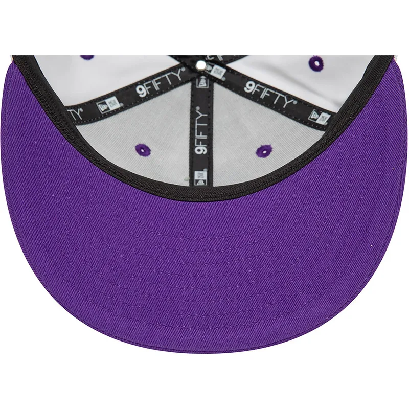 hvid-og-violet-flat-cap-snapback-9fifty-white-crown-fra-los-angeles-lakers-nba-fra-new-era