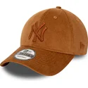 kasketter-buet-brun-justerbar-rem-9forty-cord-fra-new-york-yankees-mlb-af-new-era