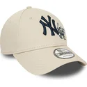 kasketter-buet-beige-justerbar-rem-9forty-food-character-fra-new-york-yankees-mlb-af-new-era
