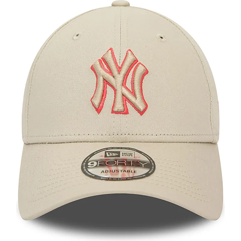 buet-beige-justerbar-9forty-team-outline-kasket-fra-new-york-yankees-mlb-fra-new-era