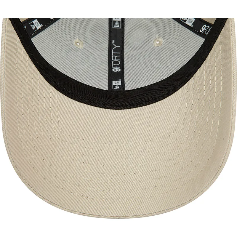 buet-beige-justerbar-9forty-team-outline-kasket-fra-new-york-yankees-mlb-fra-new-era