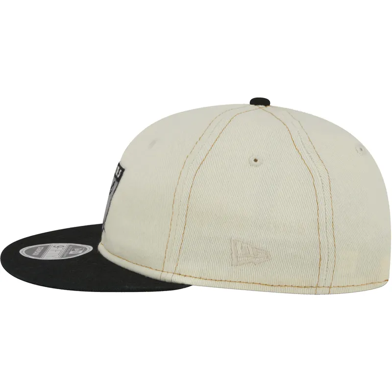 beige-og-sort-justerbar-flad-kasket-9fifty-retro-crown-denim-fra-oakland-raiders-nfl-fra-new-era