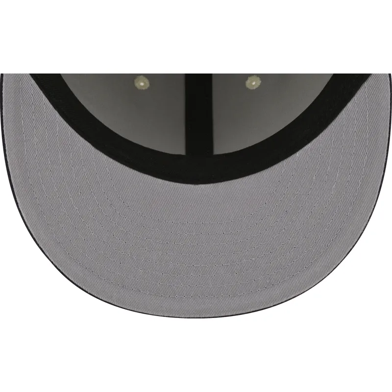 beige-og-marinebla-9fifty-retro-crown-denim-flad-kasket-fra-boston-red-sox-mlb-fra-new-era