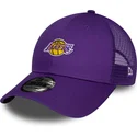 justerbar-violet-kurvet-kasket-9forty-home-field-fra-los-angeles-lakers-nba-fra-new-era