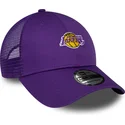 justerbar-violet-kurvet-kasket-9forty-home-field-fra-los-angeles-lakers-nba-fra-new-era