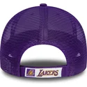 justerbar-violet-kurvet-kasket-9forty-home-field-fra-los-angeles-lakers-nba-fra-new-era