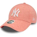 justerbar-lyserod-curved-kasket-til-kvinder-9forty-jersey-fra-new-york-yankees-mlb-fra-new-era
