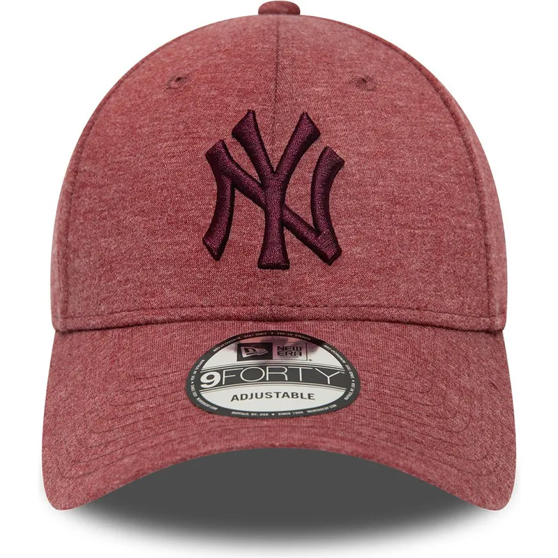 kasketter-buet-rod-justerbar-rem-granate-granate-9forty-jersey-essential-fra-new-york-yankees-mlb-af-new-era