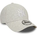 new-era-new-york-yankees-mlb-9forty-jersey-essential-beige-justerbar-kasket-med-buet-skygge