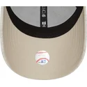 buet-beige-justerbar-kasket-9forty-jersey-essential-fra-new-york-yankees-mlb-fra-new-era