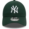 morkegron-justerbar-curved-kasket-9forty-league-essential-fra-new-york-yankees-mlb-fra-new-era