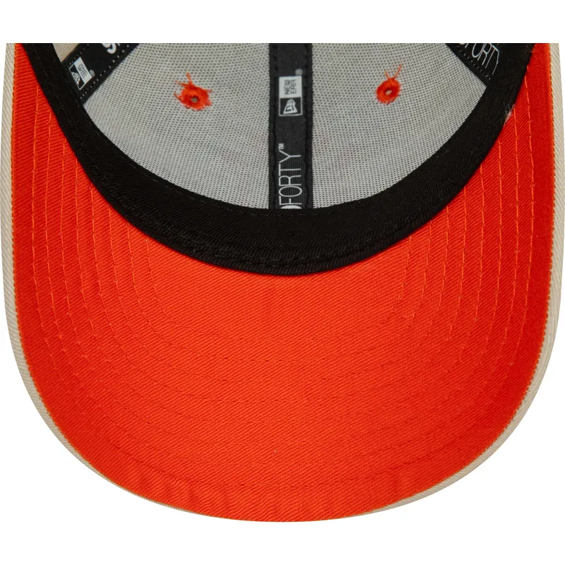 kasketter-buet-beige-justerbar-rem-til-barn-9forty-graphic-monster-truck-fra-new-york-yankees-mlb-af-new-era