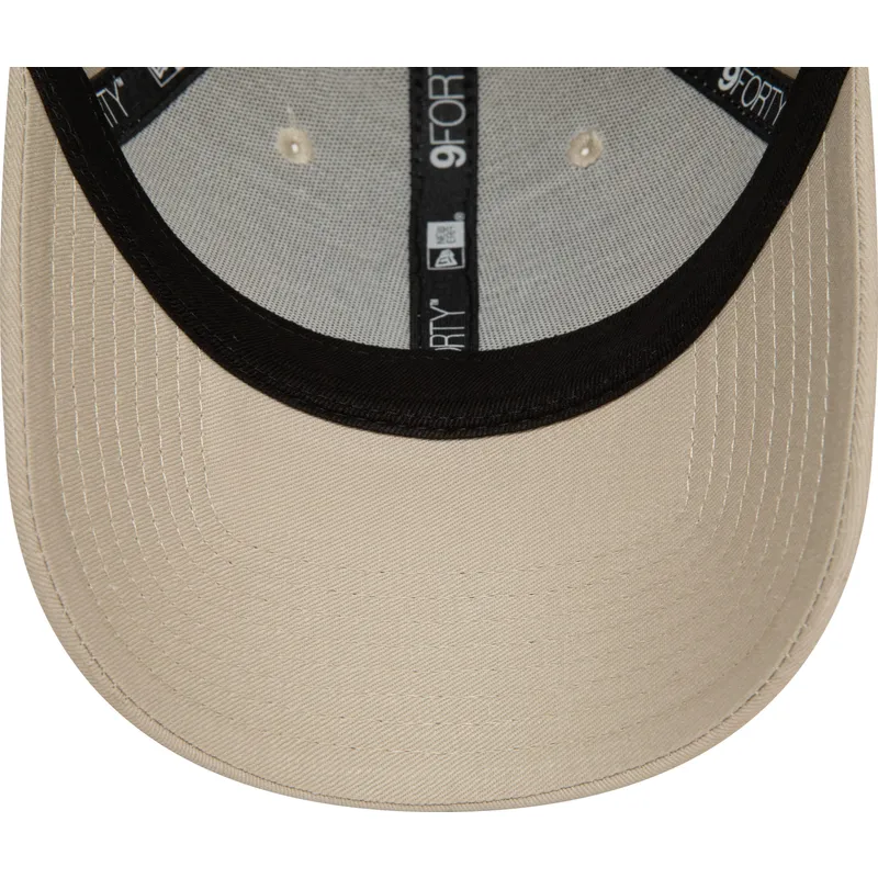 kasketter-buet-beige-justerbar-rem-9forty-league-essential-fra-new-york-yankees-mlb-af-new-era