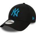 sort-justerbar-kasket-med-buet-skygge-og-blat-logo-9forty-league-essential-fra-new-york-yankees-mlb-fra-new-era