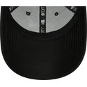 sort-justerbar-kasket-med-buet-skygge-og-blat-logo-9forty-league-essential-fra-new-york-yankees-mlb-fra-new-era