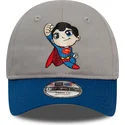 superman-dc-comics-hero-gra-og-bla-justerbar-buet-kasket-til-drenge-fra-new-era