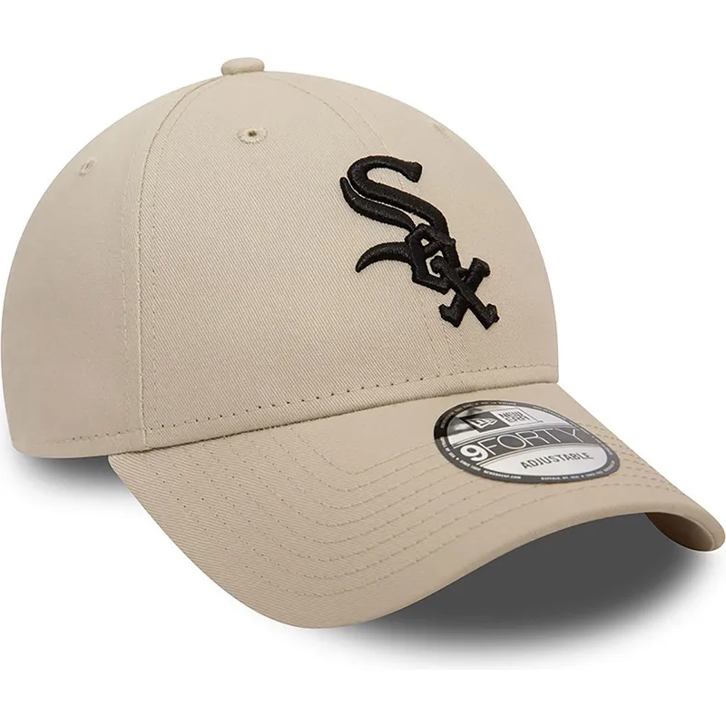 beige-justerbar-9forty-league-essential-kasket-med-buet-skygge-fra-chicago-white-sox-mlb-af-new-era