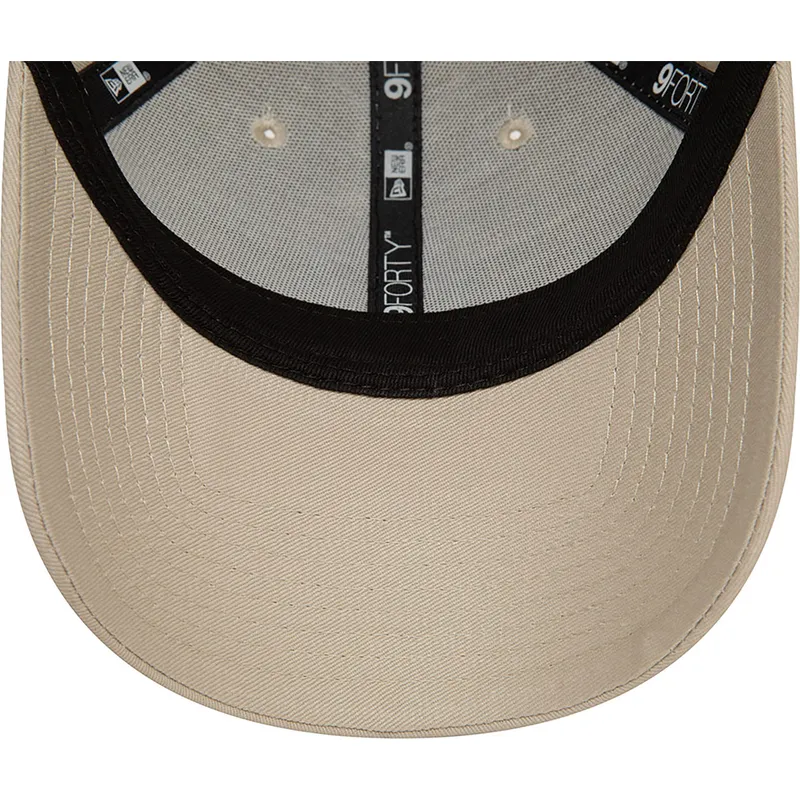 kasketter-buet-beige-justerbar-rem-claro-9forty-league-essential-fra-new-york-yankees-mlb-af-new-era