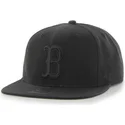 sort-snapback-kasket-med-flad-skygge-og-sort-boston-red-sox-mlb-logo-fra-47-brand-sure-shot