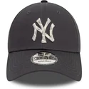 new-york-yankees-mlb-9forty-animal-infill-justerbar-gra-buet-kasket-fra-new-era
