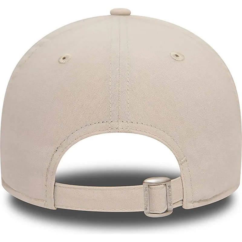 buet-beige-justerbar-kasket-9forty-repreve-basketball-pizza-fra-new-era