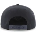sort-snapback-kasket-med-flad-skygge-og-hvidt-los-angeles-dodgers-mlb-logo-fra-47-brand-sure-shot