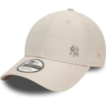 Beige justerbar 9FORTY Flawless buet cap fra New York Yankees MLB fra New Era