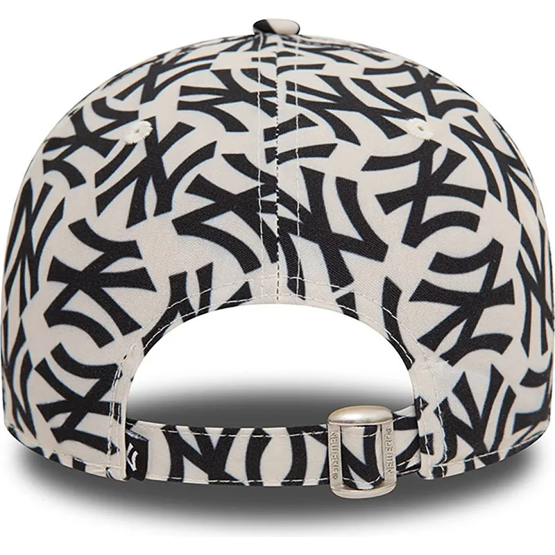justerbar-9forty-beige-og-sort-buet-kasket-med-monogram-af-new-york-yankees-mlb-fra-new-era