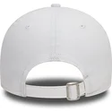 hvid-justerbar-buet-kasket-9forty-fra-new-era