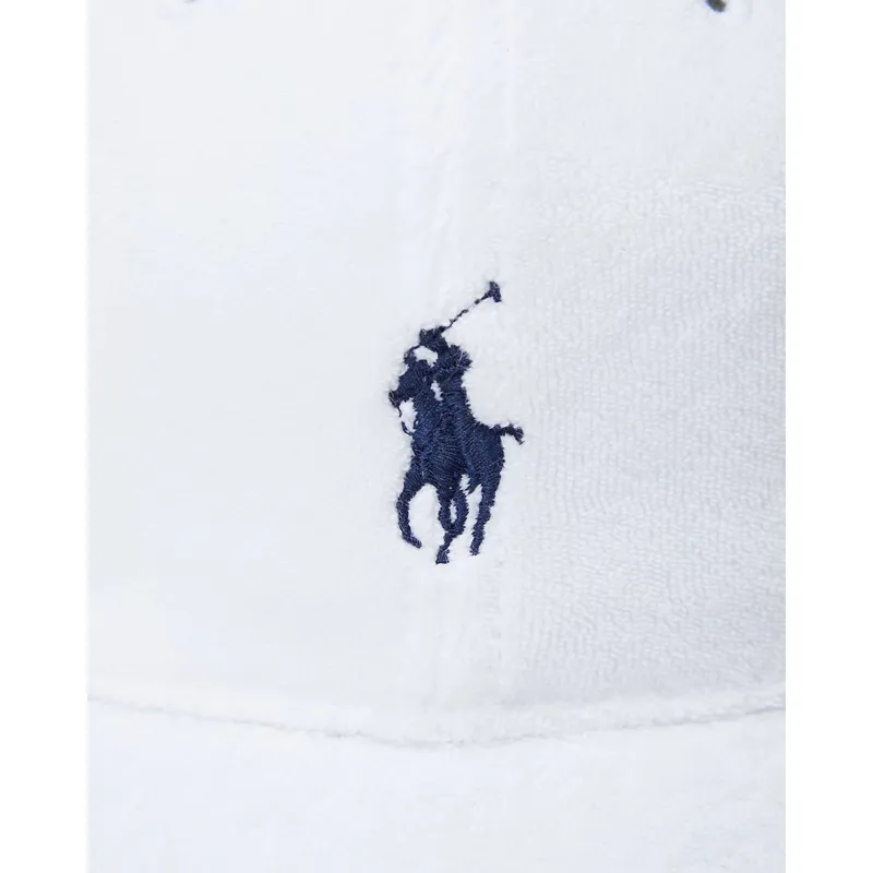 hvid-justerbar-buet-kasket-med-blat-cotton-terry-classic-sport-logo-fra-polo-ralph-lauren