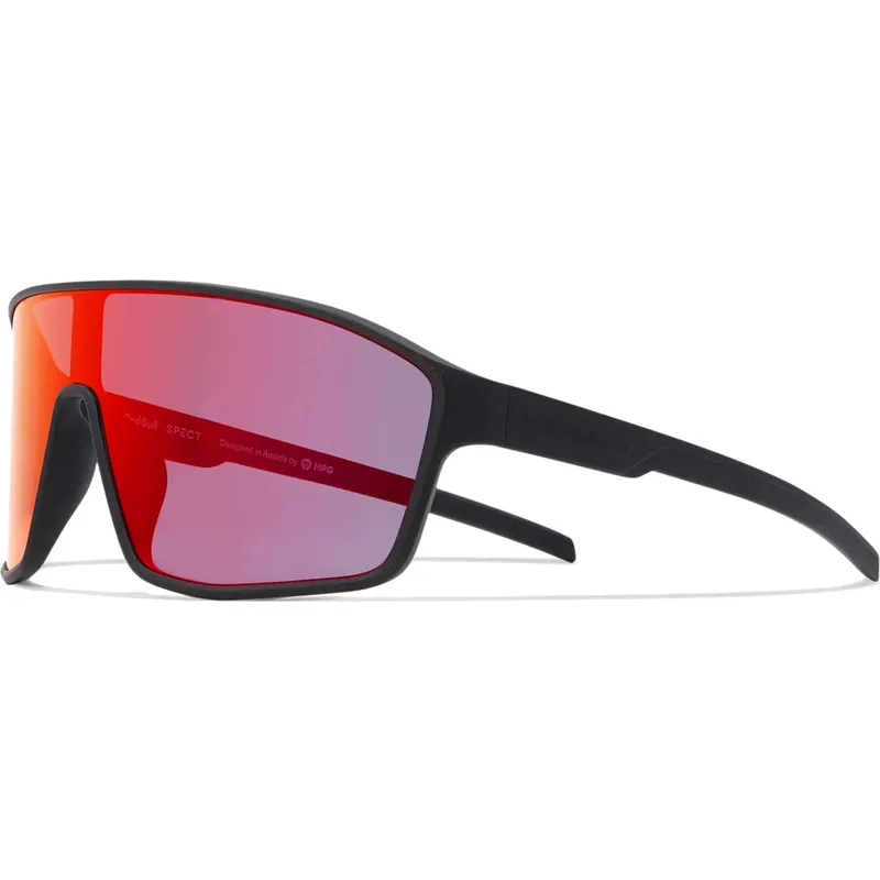 solbriller-sort-gafas-fra-sol-negras-daft-008-af-red-bull
