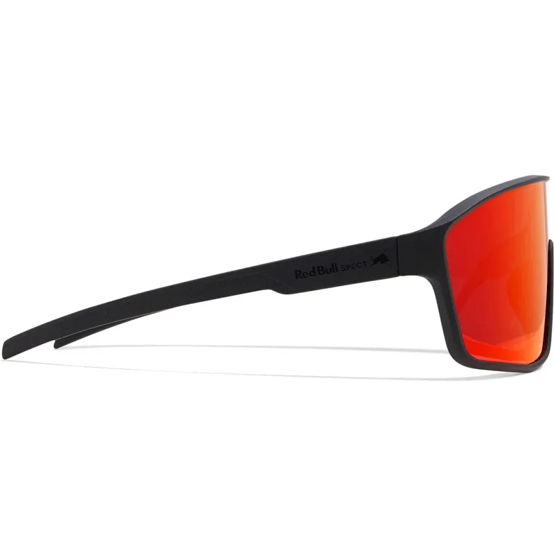 solbriller-sort-gafas-fra-sol-negras-daft-008-af-red-bull