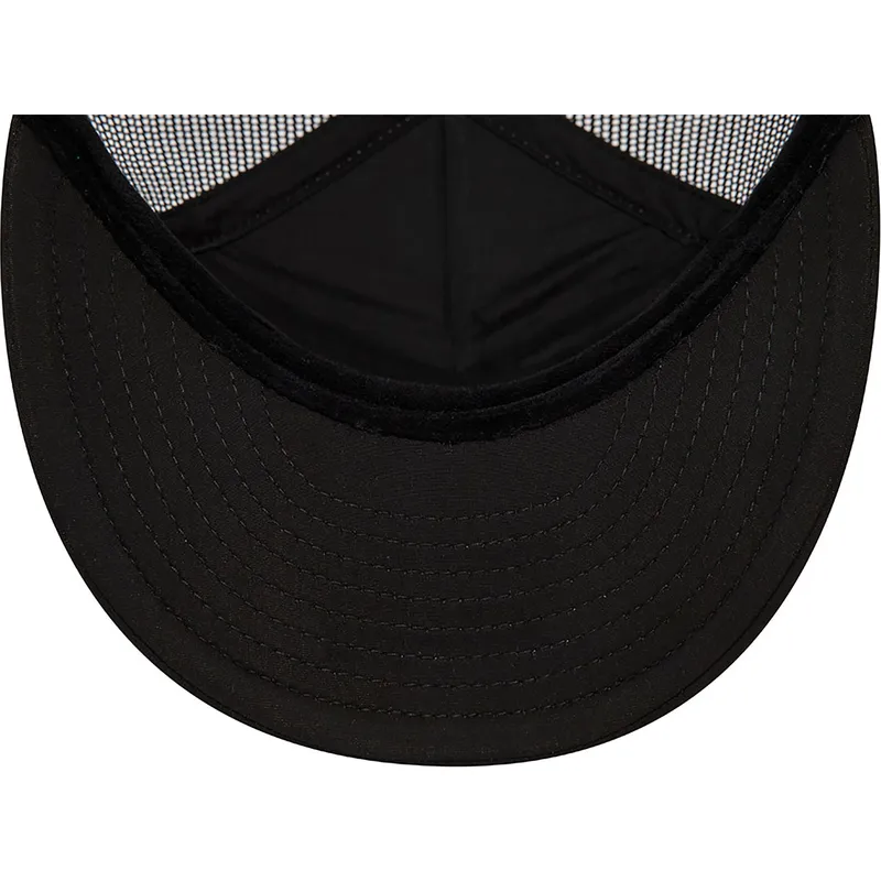 sort-og-hvid-trucker-kasket-american-ride-or-die-9fifty-retro-crown-a-frame-fra-new-era