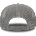beige-og-gra-trucker-kasket-american-muscle-power-9fifty-retro-crown-a-frame-fra-new-era