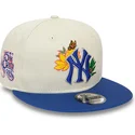 hvid-og-bla-snapback-9fifty-floral-new-york-yankees-mlb-kasket-fra-new-era