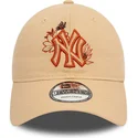 kasketter-buet-brun-justerbar-rem-9twenty-floral-fra-new-york-yankees-mlb-af-new-era