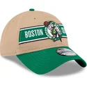 brun-og-gron-justerbar-kurvet-kasket-9twenty-draft-2024-fra-boston-celtics-nba-fra-new-era