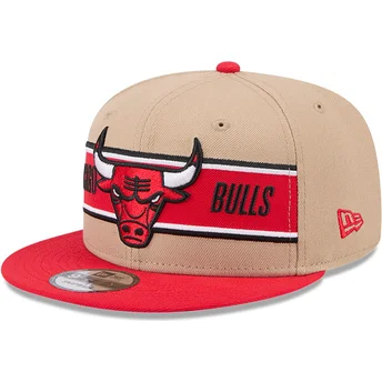 Brun og rød flat cap snapback 9FIFTY Draft 2024 fra Chicago Bulls NBA fra New Era