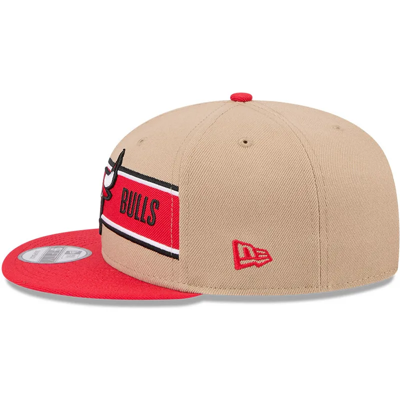 brun-og-rod-flat-cap-snapback-9fifty-draft-2024-fra-chicago-bulls-nba-fra-new-era
