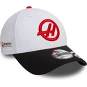 hvid-og-sort-buet-kasket-snapback-kevin-magnussen-9forty-fra-haas-f1-team-formula-1-fra-new-era