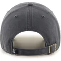 morkegra-new-york-yankees-mlb-clean-up-kasket-med-bojet-skygge-fra-47-brand