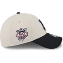 buet-beige-og-marinebla-snapback-kasket-9forty-stretch-snap-4th-of-july-fra-los-angeles-dodgers-mlb-fra-new-era