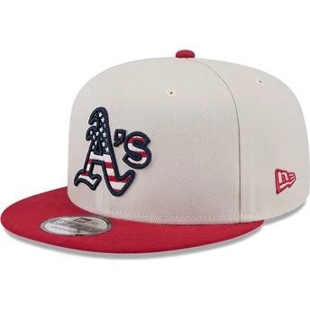 Flad beige og rød snapback-kasket 9FIFTY 4th of July fra Oakland Athletics MLB fra New Era