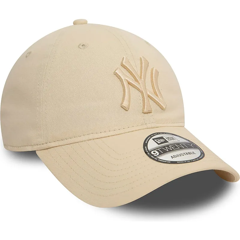 buet-beige-justerbar-kasket-med-beige-logo-9twenty-league-essential-fra-new-york-yankees-mlb-fra-new-era