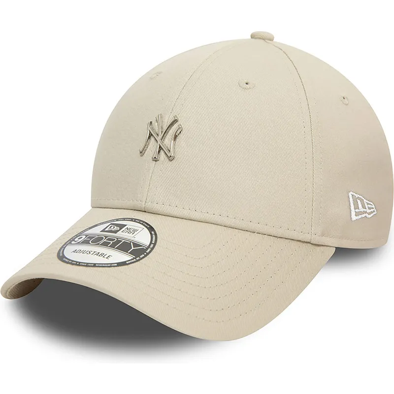 buet-beige-justerbar-9forty-metallic-pin-kasket-af-new-york-yankees-mlb-fra-new-era